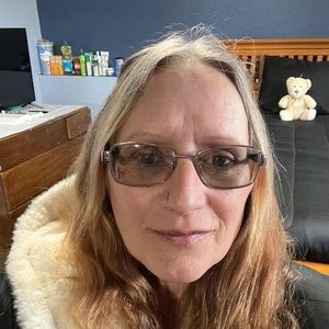 Meet your Posher, Jo